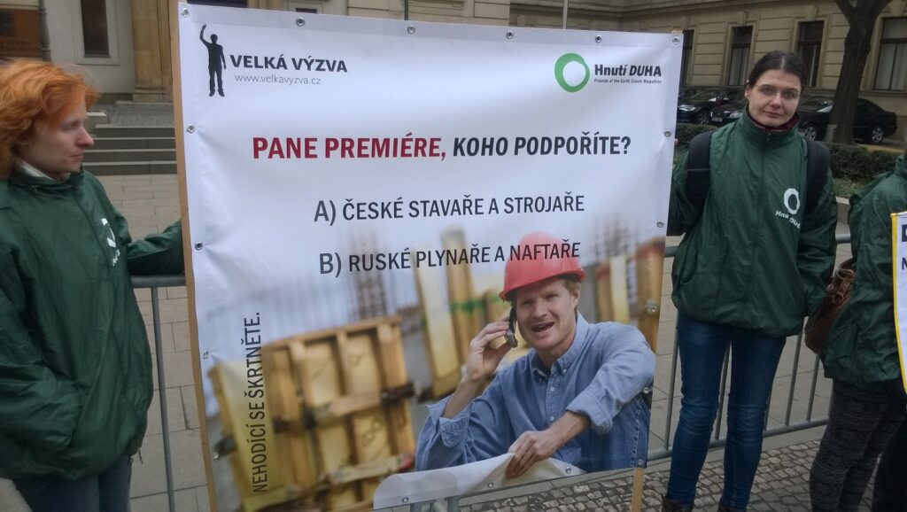 Pane premiére Sobotko, podpoříte na evropském summitu Gazprom, anebo české podnikatele?