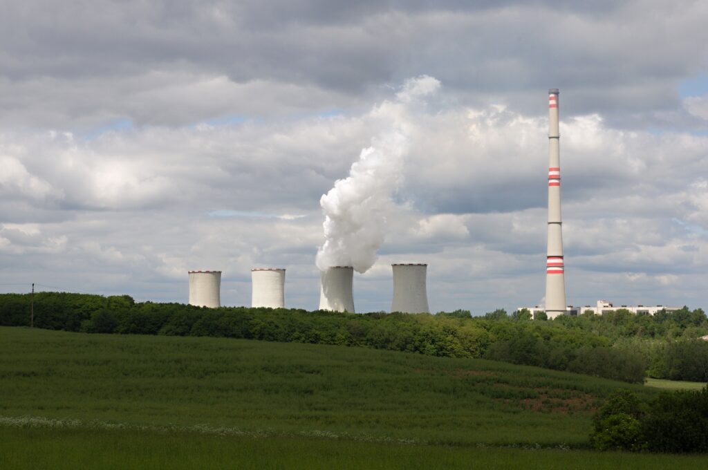 ČEPS potvrzuje, že elektrárna Počerady může být odstavena. Dva bloky Chvaletic je nutné nahradit